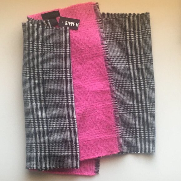 Steve Madden Glen / Prince of Wales Blanket Scarf - Picture 4 of 4